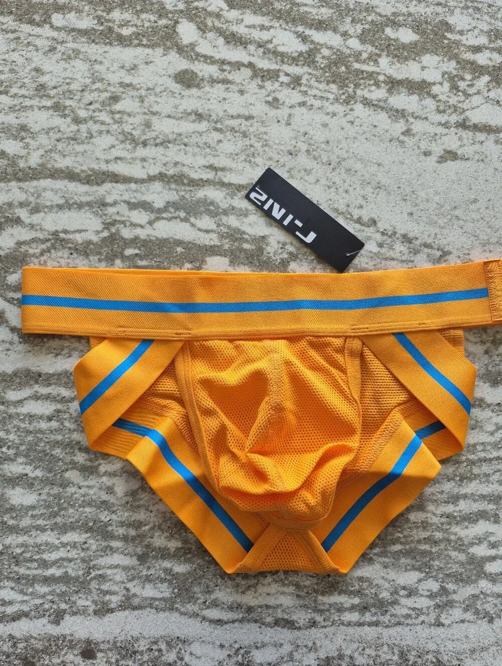 C-IN2 Men's Scrimmage Hustle Brief Underwear New Size Medium